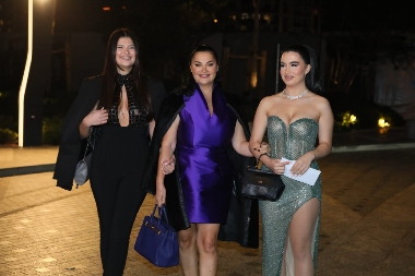 "KOBILETINO, STIDI SE!" Nacija zgrožena Janinim ponašanjem prema ćerki Kristini i to pred kamerama: "Javno ponižava vlastito dete"