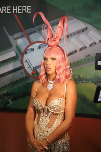 "SAŠA MATIĆ ME NIJE VIDEO" Jelena Karleuša šokirala izjavom, pa se pokajala kad je shvatila šta je rekla