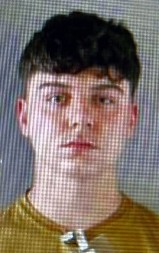 AKO VIDITE OVOG MLADIĆA (19), ODMAH ZOVITE POLICIJU!  Đorđe Makić u bekstvu, sumnjiči se za ubistvo i pokušaj ubistva na Vračaru