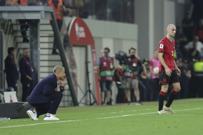 PAKLEN DOČEK Izviždana himna Albanije u Leskovcu (VIDEO)