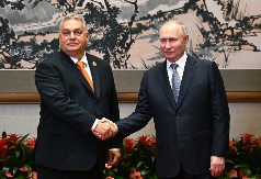 PUTIN I ORBAN RAZGOVARALI TELEFONOM "Pripreme za sastanak Trampa i predsednika Rusije u Budimpešti u punom zamahu"