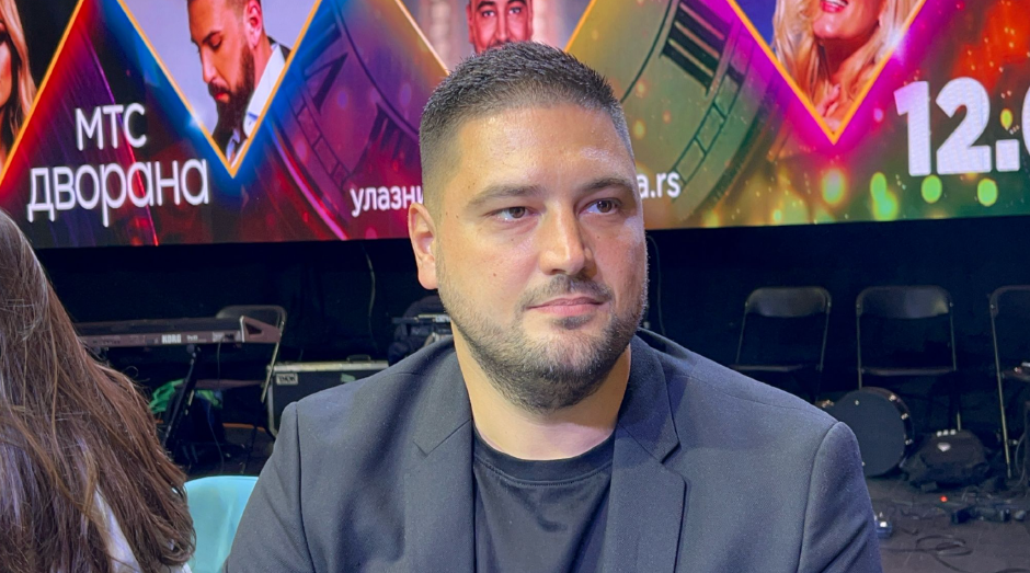 LJUBA PERUĆICA PRIZNAO SVE O GEJ AFERI Povezivali ga sa kolegom iz "Zvezda Granda"!