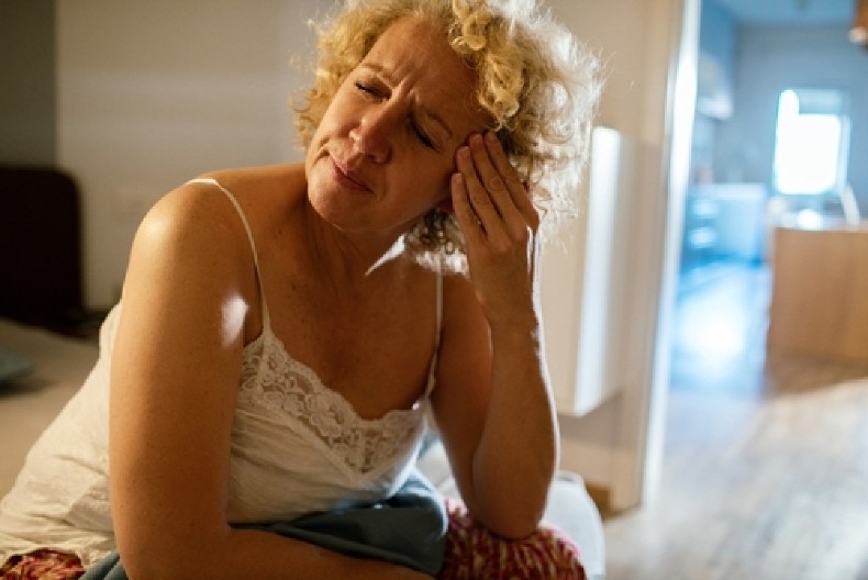 DA LI JE JUTARNJA GLAVOBOLJA OPASNA?  Evo kada morate na hitan pregled kod neurologa