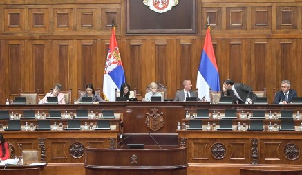 USVOJENO SVIH 48 TAČAKA Skupština Srbije: Poslanici izglasali zakone o legalizaciji, izvršiteljima, Ekspu...