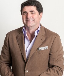 ŠOLAK IH ZAKINUO ZA 600 MILIONA DINARA Kompanije biznismena oštetile autore muzike, interpretatore i proizvođače fonograma