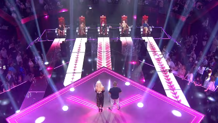 ZORICA BRUNCLIK DOŽIVELA POMRAČENJE Urla u emisiji uživo, članovi žirija zanemeli! (VIDEO)