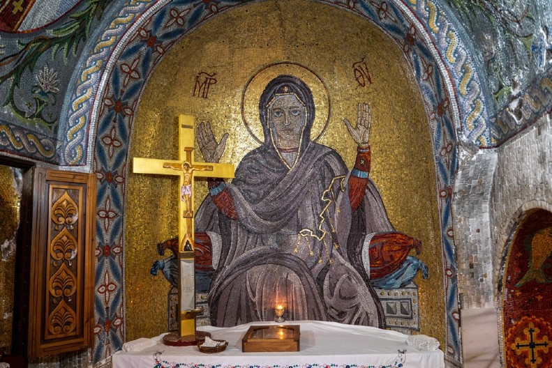 MATI PARASKEVA IMA POSEBAN ZNAČAJ ZA SRBE Ko u ponedeljak zatraži nešto od Svete Petke mora 7 dana da čini ovo