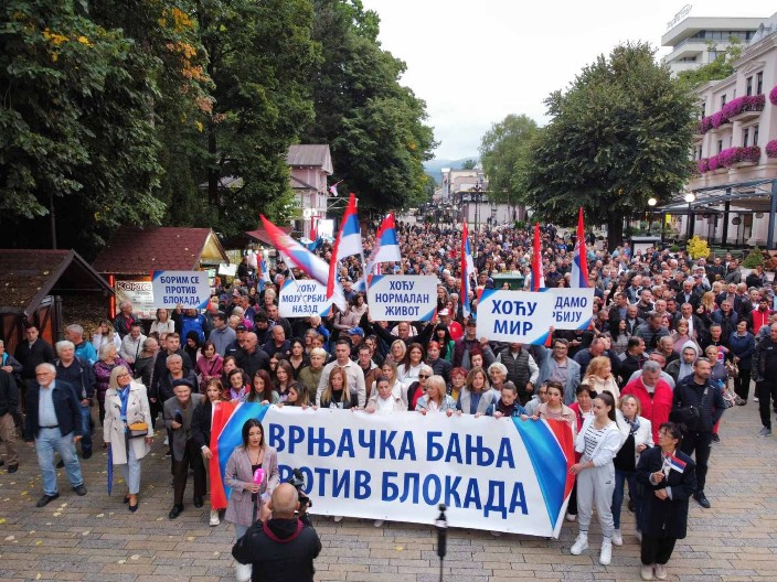 25. OKTOBRA SRBIJA GOVORI JEDNIM GLASOM Građani protiv blokada u ova tri grada od 17 časova
