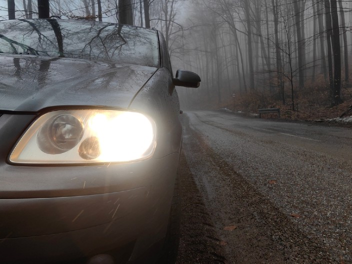 TOKOM KRATKIH ZIMSKIH DANA OVI DELOVI NA KOLIMA SU POSEBNO VAŽNI Stručnjak upozorava - "Proverite ih što pre"