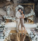 NAŠEM PEVAČU ZAPALJEN AUTOMOBIL Ženska osoba ga je danima pratila i uhodila, nakon stravičnog incidenta završila u policiji