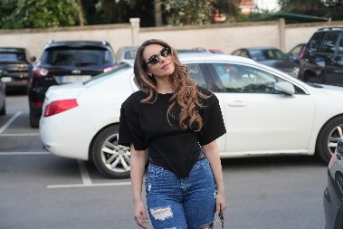 PEVAČICA OTKRILA SVE O RAZVODU Koleginica joj saopštila da je muž vara, doživela šok: "I dalje se izvinjava"