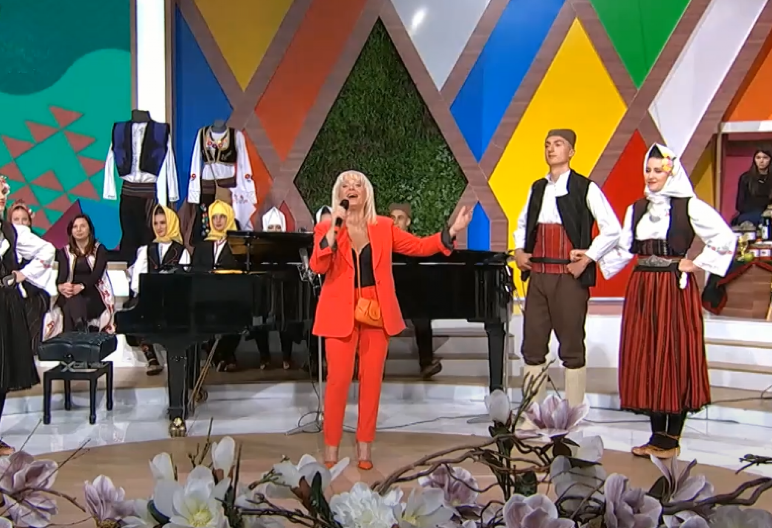 VIOLETA JE DOKTOR NAUKA, MILJAN JE UTICAJAN U AMERICI Ovo su deca Vere Matović, krije ih decenijama