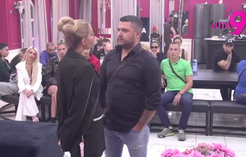 TENZIJA NA VRHUNCU! Aneli traži priznanje ljubavi od Asmina, njih dvoje nikad bliže, Luka van sebe (FOTO)
