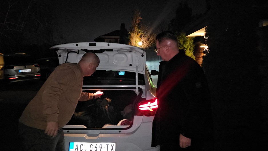 NAŠ PEVAČ ŽIVI U KOLIBI! Napustio karijeru i otišao iz Srbije, evo čemu se posvetio