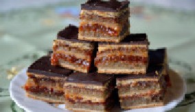 DONOSIMO VAM STARINSKI RECEPT ZA ŠUSTER PITU Kolač na kome su odrasle generacije