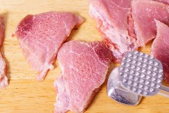 Zemunci prave meso budućnosti: Ide pravo na trpeze Nemaca