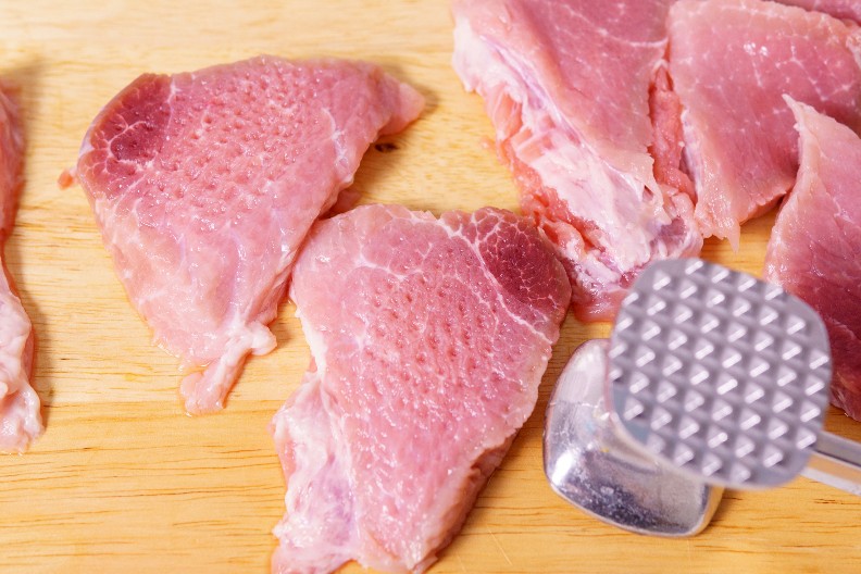 Zemunci prave meso budućnosti: Ide pravo na trpeze Nemaca