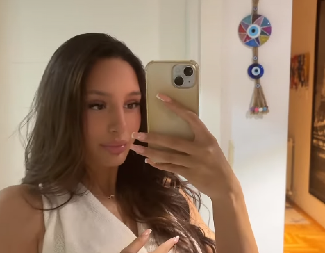 NINA ĐOGANI U HOT IZDANJU! Svukla se i pokazala telo iz snova, pozama ostavila sve bez daha! (FOTO)