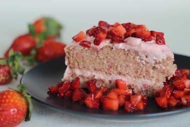 BRZA VOĆNA KEKS TORTA RAZVALJUJE UKUSOM A može i dete da je napravi