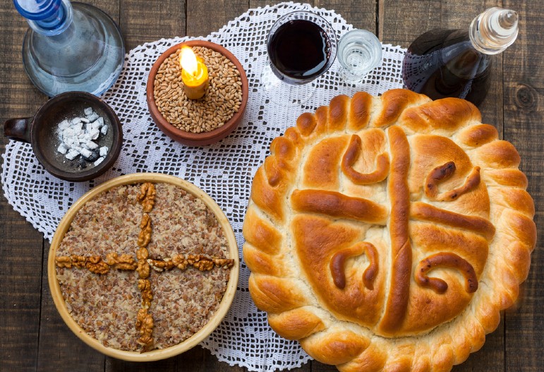 ŠTA JE NAVEČERJE SLAVE: Početak praznika koji je mnogima danas zaboravljen – evo kada slava zapravo počinje