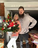 PRVO OGLAŠAVANJE SUZANE JOVANOVIĆ NAKON VESTI DA POSTAJE BAKA Pomešane emocije: "Tužni smo zbog Saleta, ali smo i neizmerno srećni..."