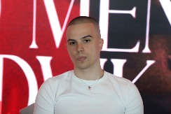 PRODAJE BIZNIS U KOJI JE ULOŽIO VELIKE PARE! Vojaž pokušao da zaradi van pevanja,  svi se pitaju šta je krenulo po zlu