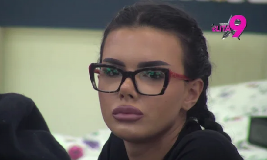 HOTELSKA DAMA I LAŽNA LEZBEJKA! Taki Marinković urnisao Anitu Stanojlović: ''Ta utorak devojka je Majin fan''