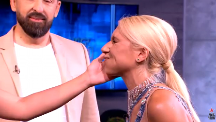 PEVAČICA OŠAMARILA JOVANU JEREMIĆ! Drama na Pinku, kamera sve snimila: "Ovo ću ti zapamtiti" (VIDEO)