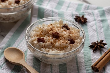 PIRINAČ MI SE NE SLEPI OD KADA STAVLJAM 1 SASTOJAK Komšinica mi je odala tajnu, pilav i sutlijaš budu kao u restoranu!