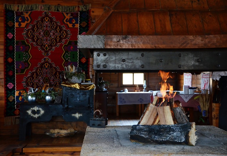 Zašto se u kući ne peva naglas u novembru: Vreme tihe reči i sabranosti