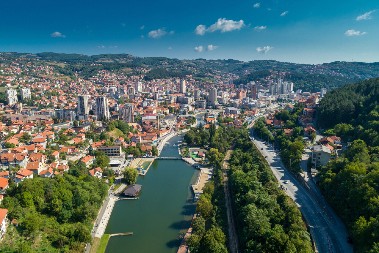 Deset porodica dobija po 800.000 dinara: Srpski grad doneo odluku!