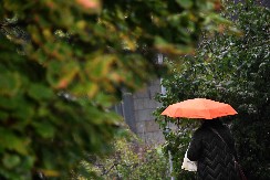 JUTRO POČINJE PLJUSKOVIMA, A EVO ŠTA NAS ČEKA DO KRAJA DANA RHMZ najavio i kad nam dolazi sunčano vreme