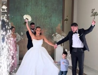 NEVIĐENI HAOS NA SVADBI U NOVOM SADU: Svi su čekali ulazak mladenaca, a onda je dete uradilo nešto što je ŠOKIRALO salu!