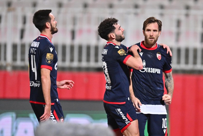 PAKUJU SE KOFERI NA "MARAKANI" Bivši trener Partizana odvodi Zvezdinog prvotimca?