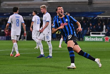 ZAVRZLAMA SE POLAKO REŠAVA Mogao kod Vlahovića, a završiće kod Samardžića