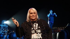 ON JE DOŠAO NA MESTO BORE ČORBE Godinama je bio u senci poznatog benda: "Svestan sam odgovornosti!"