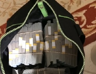 MILIONI U NAPUŠTENOM MAGACINU! Kupio skladište za male pare, a šok obrt mu je doneo 900.000 evra! (VIDEO)