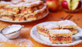 NAJMEKŠA LENJA PITA SA JABUKAMA Mirisna i sočna, baš kao ona bakina