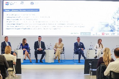 INFORMISANJE I FINANSIJSKA EDUKACIJA GRAĐANA KLJUČNI ZA RAZVOJ KULTURE ŠTEDNJE Životno osiguranje – spoj štednje i sigurnosti