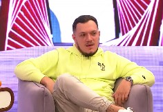 "VOLEO BIH DA JE..." Gastoz priželjkuje vrelu akciju Teodore i Filipa, Bebicu urnisao: "Smrdljivko, puno mi je srce"