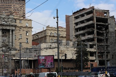 "ŠEST TAČAKA LICEMERJA" Piper: Oni su predali bombardovani Maršalat ambasadi SAD