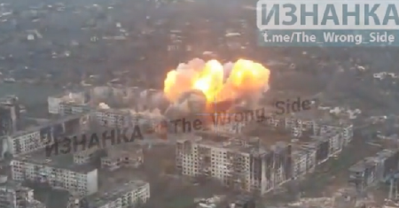 TRI TONE SMRTI NAD MIRNOGRADOM! Snimak razaranja ukrajinskih jedinica šokira svet (VIDEO)