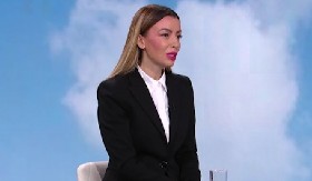 TEKSTILNI KINESKI GIGANT ULAŽE U SRBIJU Ministarka Mesarović o poseti Kini: Kucamo na sva vrata, Srbija im je posebno interesantna