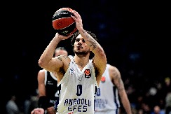 KATASTROFA ZA KOKOŠKOVA I EFES Larkin mora na dugu pauzu