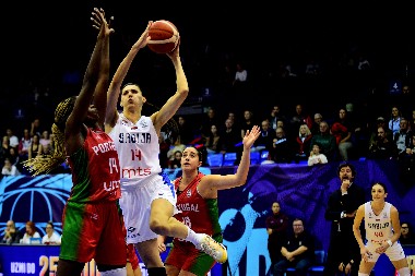 MAKSIMALANE "ORLICE" U NOVEMBARSKOM PROZORU Sjajna Srbija nokautirala Portugal