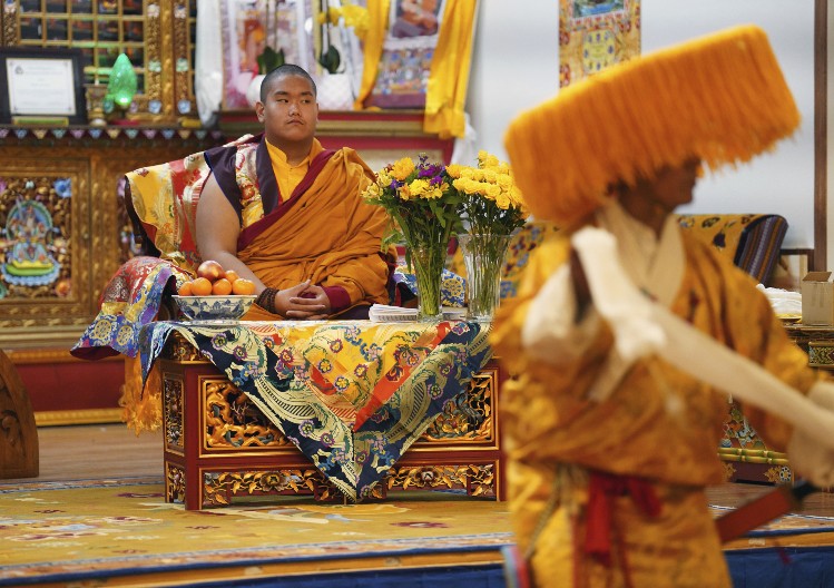 ON POSTAJE NOVI DALAJ LAMA: Mladi fudbaler iz Mineapolisa postaje duhovni vođa hiljadama kilometara daleko od doma