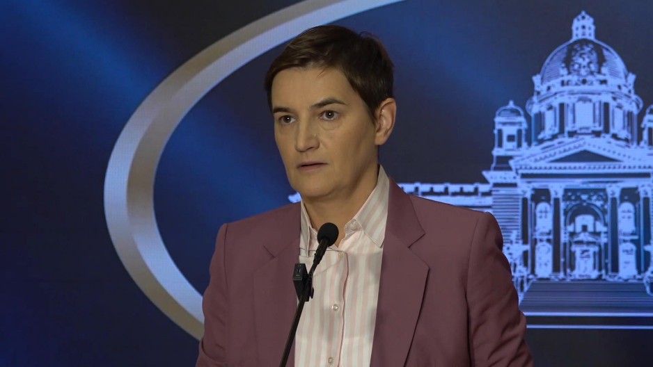 "IMAMO POSLA SA EKSTREMISTIMA": Ana Brnabić upozorava na haos i nasilje opozicije