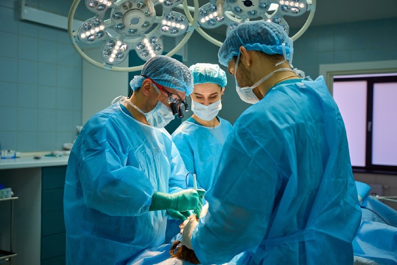 DOKTOR OTKRIO TRIK IZ OPERACIONE SALE Evo kako bez lekova u roku od 20 minuta spustiti krvni pritisak