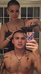 PREPUSTIO SAM JOJ NAJLEPŠI DEO SVOG ŽIVOTA Stefan Karić nikad iskrenije o pokojnoj devojci, zavladao muk u Beloj kući