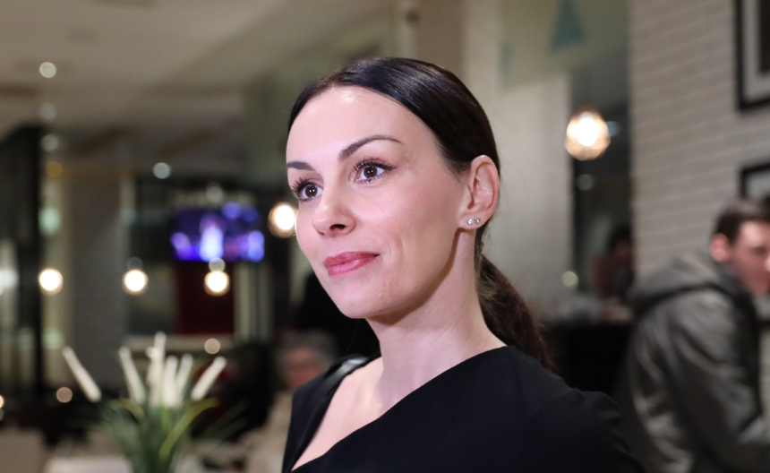 OVO JE ŽENA KOJA JE NAPALA SLOBODU MIĆALOVIĆ Konačno otkriveno kako izgleda, ima samo jednu molbu (FOTO)